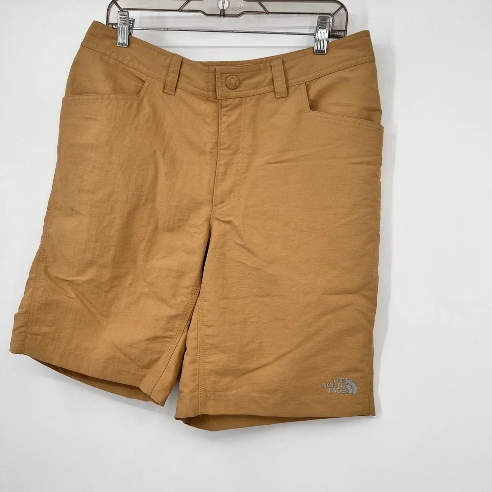The North Face Mens Hiking Shorts Tan Khaki Nylon Size 32 Regular 10 Inch Inseam